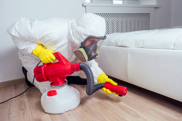 Best Commercial Pest Control Services  in Clinton, AR